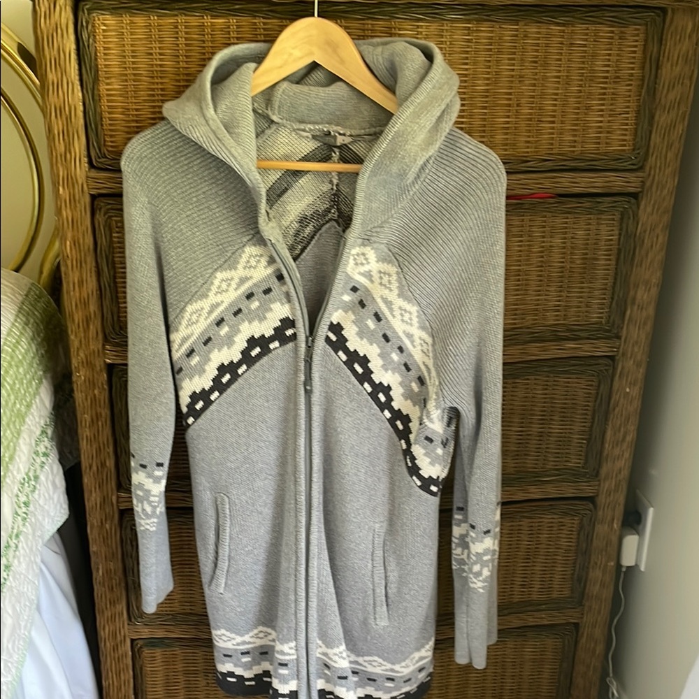 Athleta Gray and White Hooded Zippered Cardigan sz M